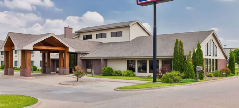 马斯卡廷美吟温德姆酒店(AmericInn by Wyndham Muscatine)图片