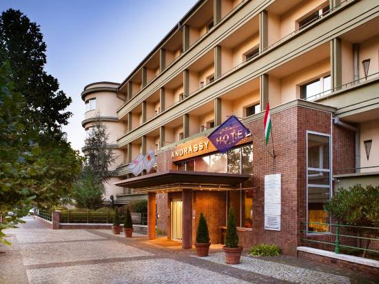 布達佩斯安德賽瑪麥森酒店