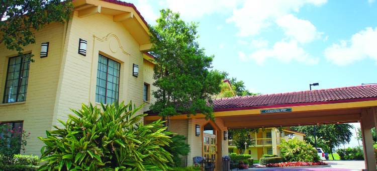 休士顿拉波特呗盟酒店(Baymont by Wyndham Houston la Porte)图片