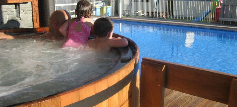 温馨小窝假日公园酒店(Cosy Corner Holiday Park)图片