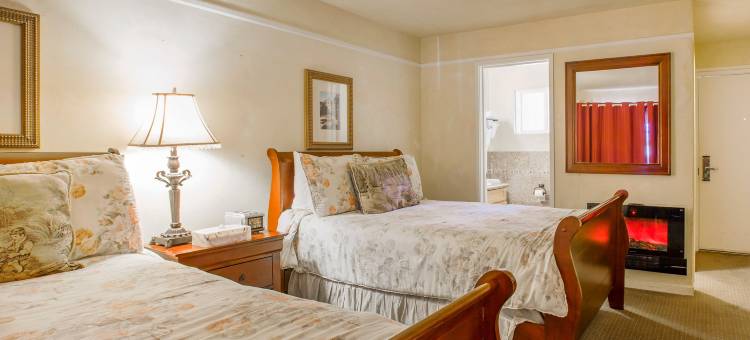 卡梅尔奥克斯凯隆精选酒店(Clarion Collection Carmel Oaks Inn)图片