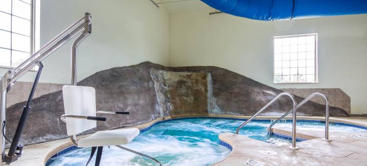 约翰逊河会议中心舒适套房酒店(Comfort Suites Johnson Creek Conference Center)图片