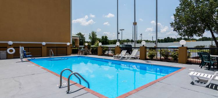 品质套房酒店(Quality Suites Maumelle - Little Rock NW)图片