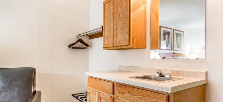 托玛凯隆波因特酒店(Clarion Pointe Tomah)图片