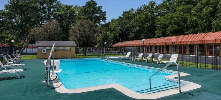 波科莫克市高速公路13号伊克诺旅馆(Econo Lodge Pocomoke City Hwy 13)图片