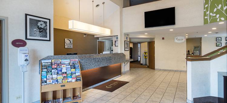 大湖海军基地附近舒眠酒店(Sleep Inn Near Great Lakes Naval Base)图片