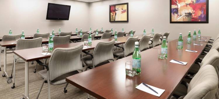 密歇根瓦克俱乐部会所酒店(Club Quarters Hotel, Wacker at Michigan)图片