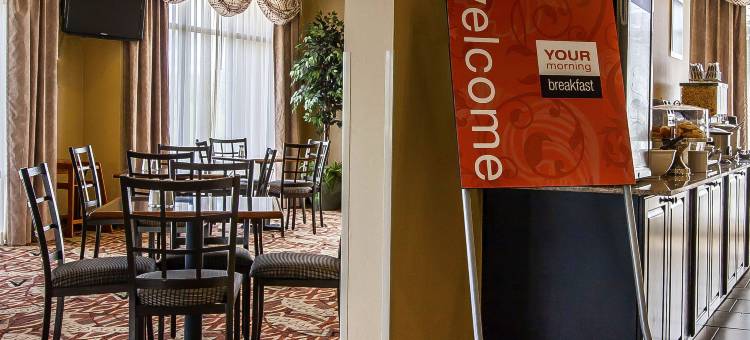 杰克逊开普吉拉多舒适套房酒店(Comfort Suites Jackson-Cape Girardeau)图片