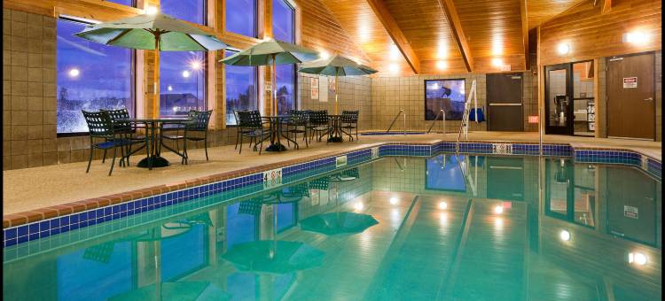 锡夫里弗福尔斯美吟温德姆酒店(AmericInn by Wyndham Thief River Falls)图片