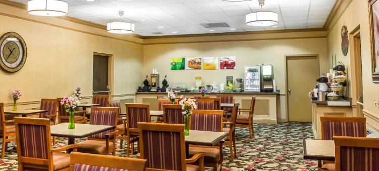 威斯布鲁克旧赛布鲁克凯艺酒店(Quality Inn Old Saybrook - Westbrook)图片