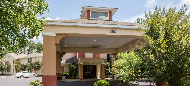 凯艺酒店-近彻里波因特MCAS(Quality Inn Near Mcas Cherry Point)图片