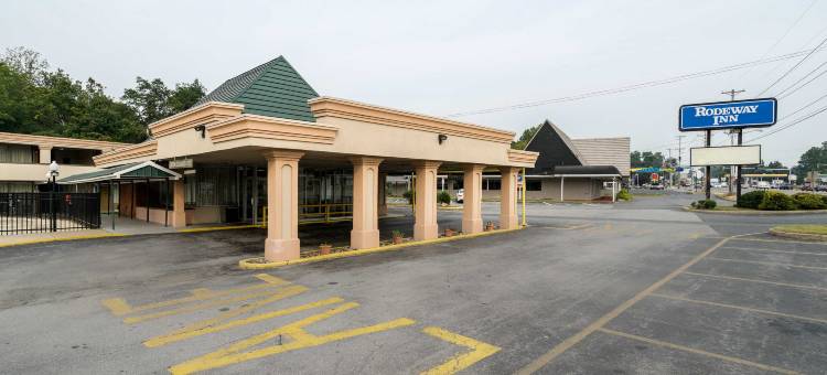 纽华克罗德威旅馆(Rodeway Inn University)图片