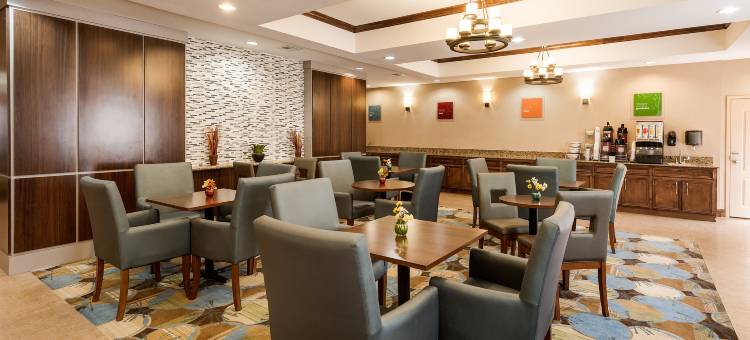 石油中心舒适套房酒店(Comfort Suites Oil Center)图片