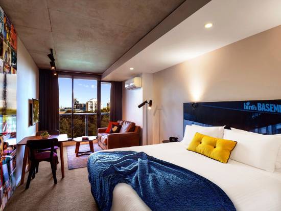 墨爾本爵士角酒店