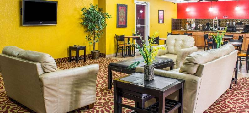 伊克诺套房酒店(Econo Lodge Inn & Suites)图片