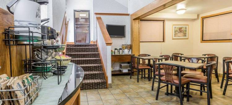 佩尔城I-20出口158号凯艺酒店(Quality Inn Pell City I-20 Exit 158)图片