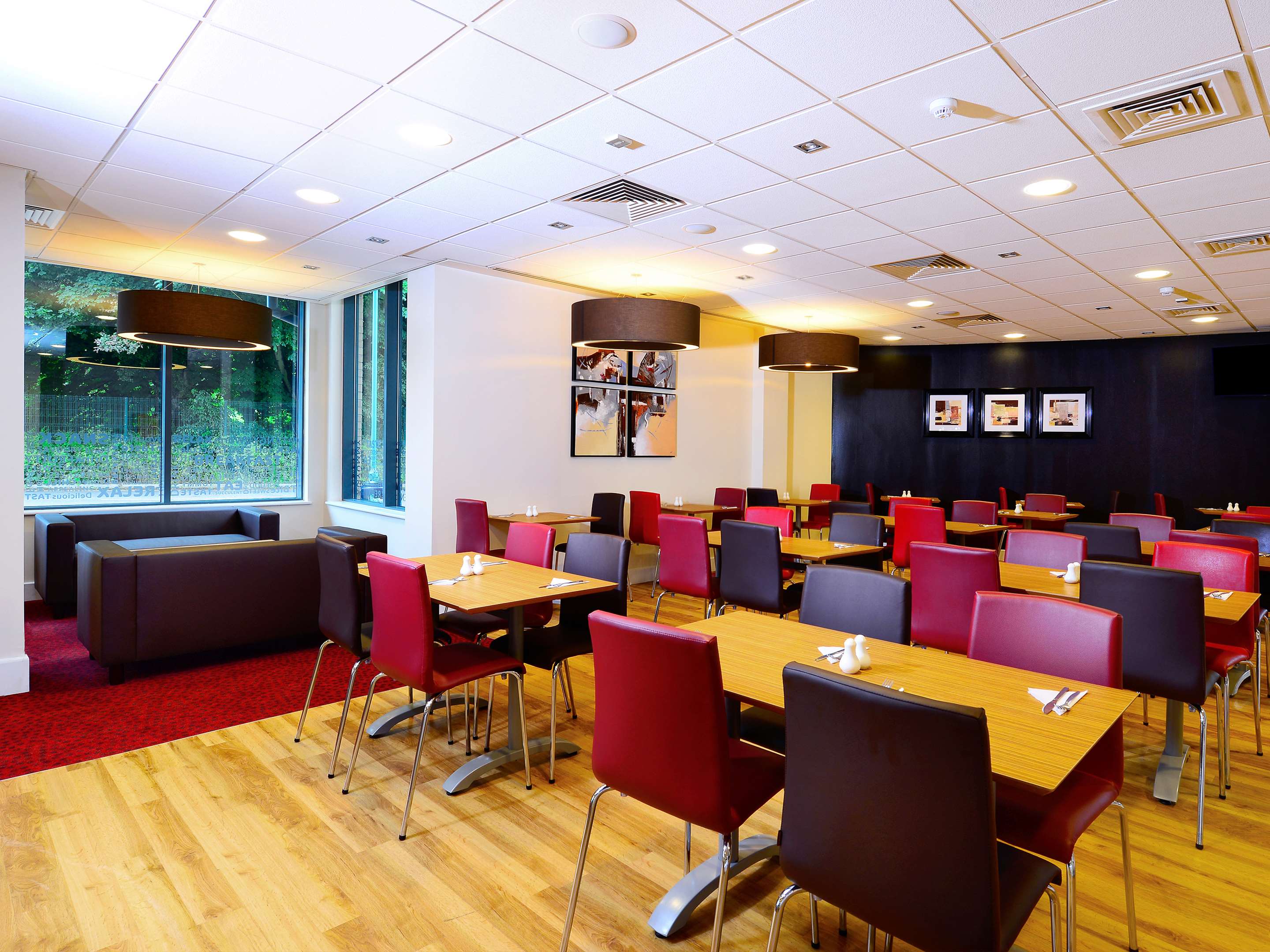 Travelodge Derby Cricket GroundOver view