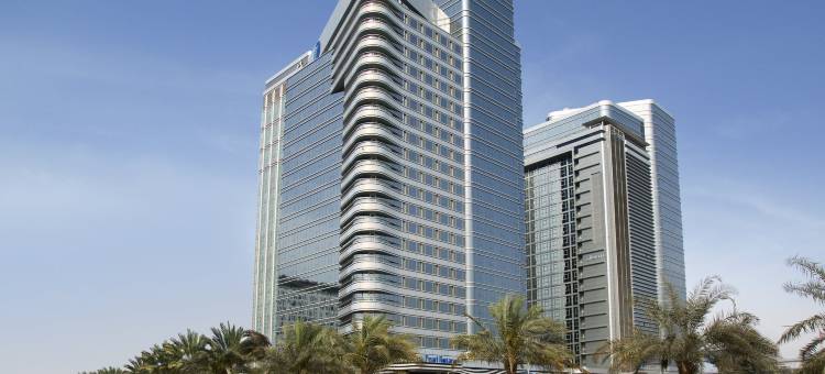 珍珠罗塔纳首都中心酒店(Pearl Rotana Capital Centre)图片