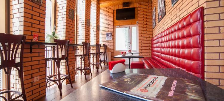 卡罗纳公寓酒店(Corona Hotel & Apartments)图片