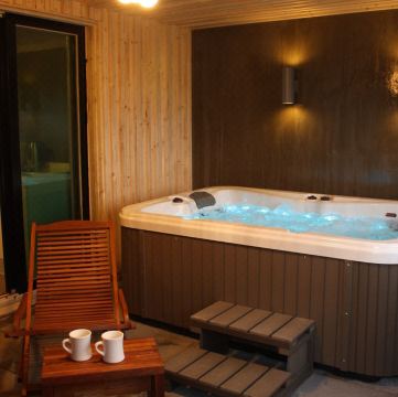 Mi n Mi Pension Hotel Overview