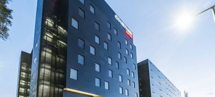 波哥大机场万怡酒店(Courtyard by Marriott Bogota Airport)图片