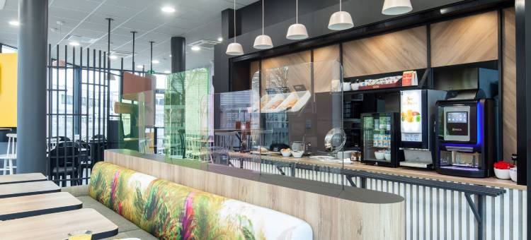 楠泰尔吕埃马尔迈松民宿酒店(B&B Hôtel Nanterre Rueil-Malmaison)图片