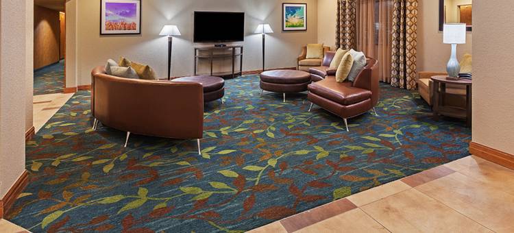 Candlewood Suites Tulsa图片