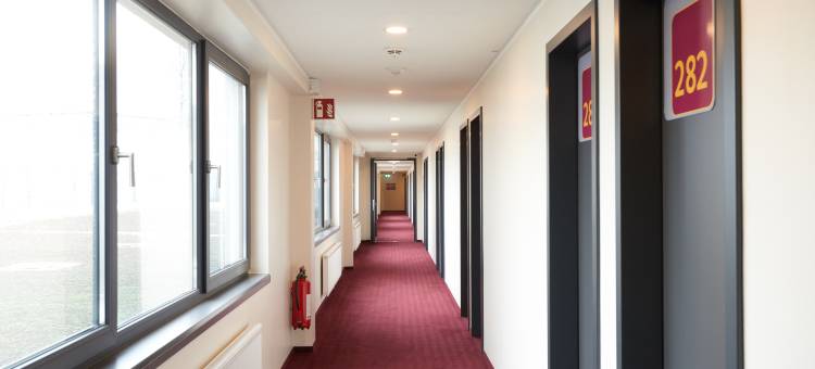 门兴格拉德巴赫麦克梦想酒店(McDreams Hotel Mönchengladbach)图片