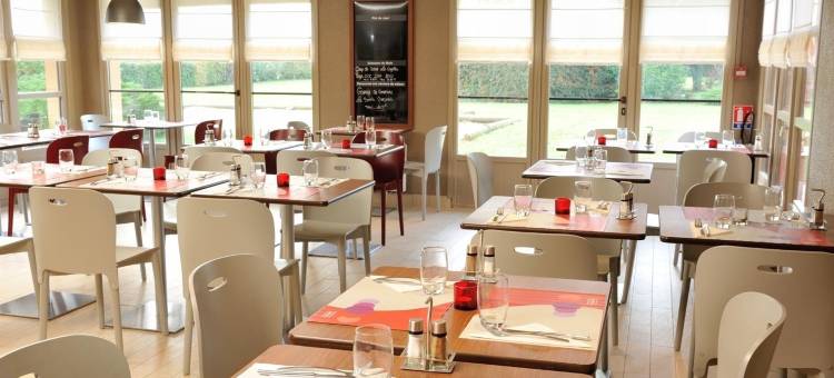 尼奥尔东-拉克莱士基里亚德酒店(Kyriad Niort Est - la Crèche)图片