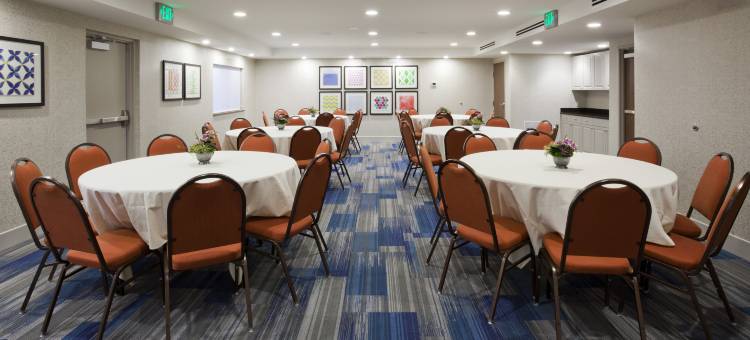 智选假日套房酒店明尼阿波利斯(金谷)(Holiday Inn Express & Suites Minneapolis – West End)图片