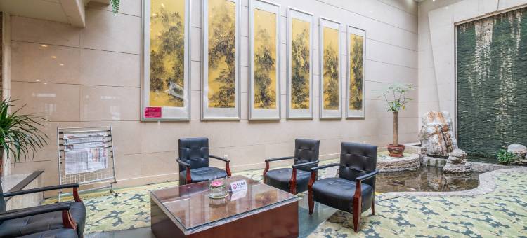 周口饭店(万顺达百货客运中心站店)图片