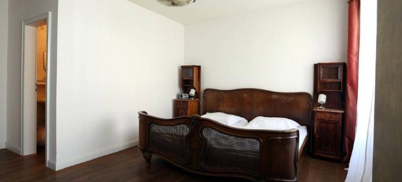 卢克斯酒店(Hotel Lux)图片