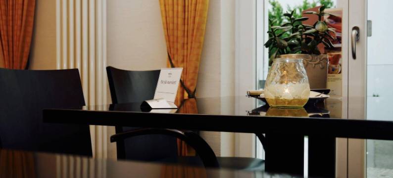 阿斯滕图尔姆酒店&餐厅(Astenturm Hotel)图片