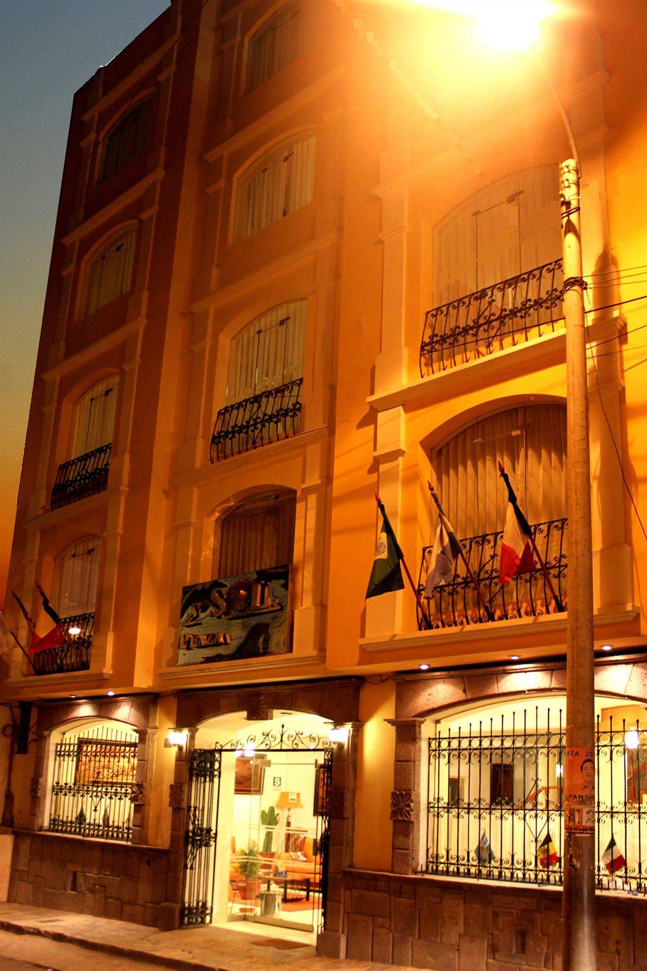 Sol Plaza Hotel Over view