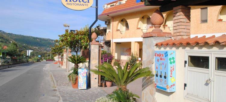 拉普拉亚酒店(Hotel la Praia)图片