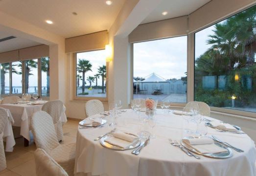 Hotel Il TimoneHotel Overview