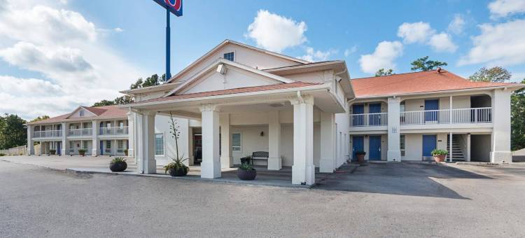 德克萨斯利文斯顿 6 号汽车旅馆(Motel 6 Livingston, TX)图片