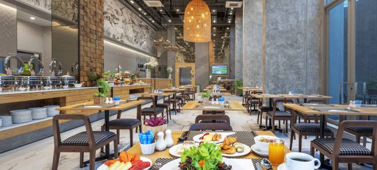 科拉特艾伊撒纳酒店(AisanA Hotel Korat)图片