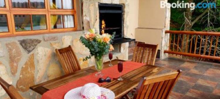 纳福隆湖度假酒店(Lake Naverone Holiday Cottages)图片