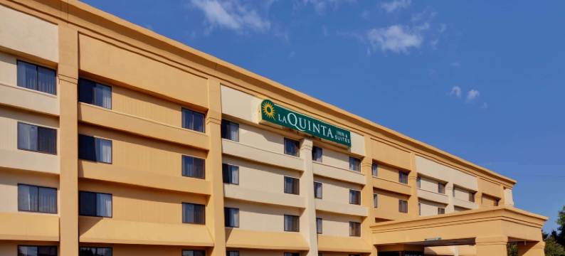 普拉茨堡拉昆塔温德姆套房酒店(La Quinta Inn & Suites by Wyndham Plattsburgh)图片