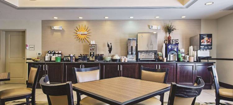 兰开斯特拉昆塔温德姆套房酒店(La Quinta Inn & Suites by Wyndham Lancaster)图片
