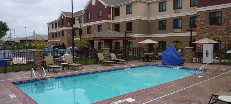 Staybridge Suites 草地滚球场 by IHG(Staybridge Suites BOWLING GREEN by IHG)图片