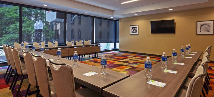 芝加哥市中心河北岸万枫酒店(Fairfield Inn and Suites Chicago Downtown-River North)图片