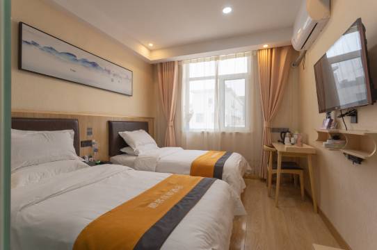 橙客连锁酒店(东平佛山路店)