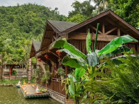 西双版纳孔雀山庄