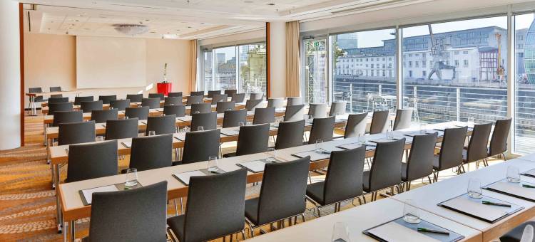 杜塞尔多夫万怡酒店(Courtyard by Marriott Duesseldorf Hafen)图片