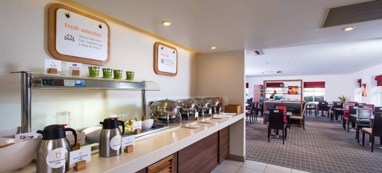 Holiday Inn Express 沃维克M40，JCT.15(Holiday Inn Express Warwick - Stratford-Upon-Avon)图片