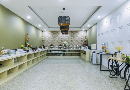 De Laxston Hotel Yogyakarta, Azana Hotels Collection Hotel Overview