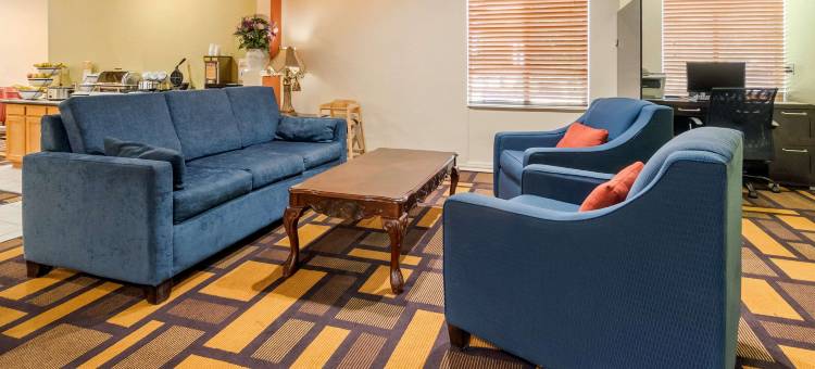 堪萨斯城莱尼克萨凯艺套房酒店(Quality Inn & Suites Lenexa Kansas City)图片