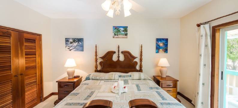 班杨湾套房酒店(Banyan Bay Suites)图片